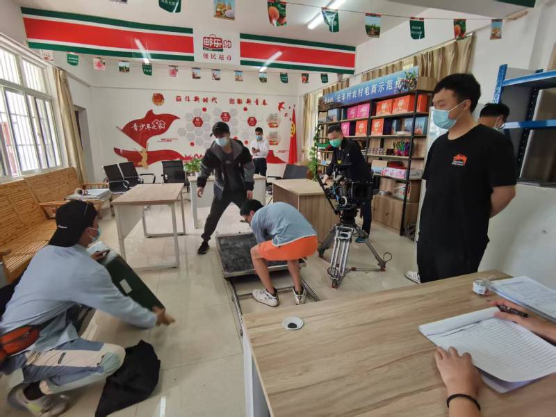 追星女孩心理学分析报告：桥东区广告片拍摄公司揭秘饭圈应援式传播逻辑